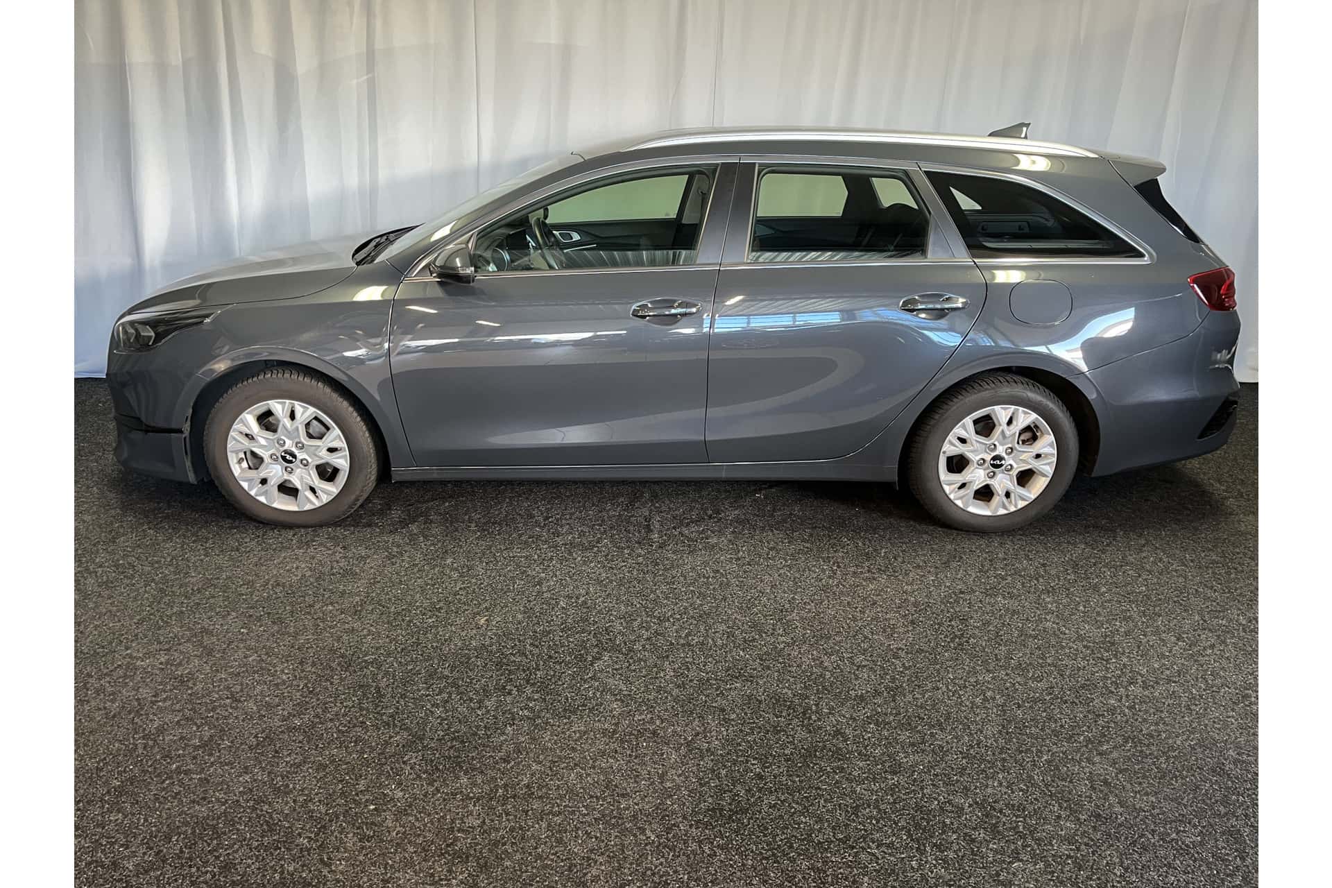 Kia Ceed Sportswagon foto 2