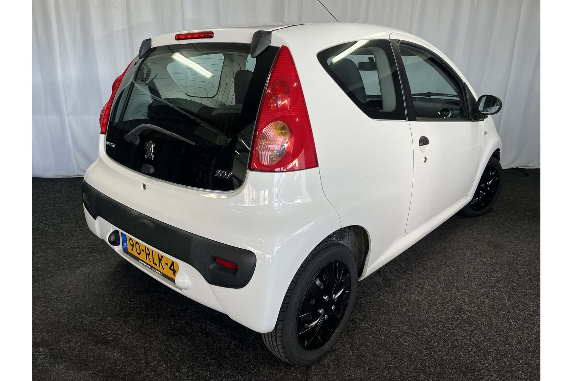Peugeot 107 foto 3