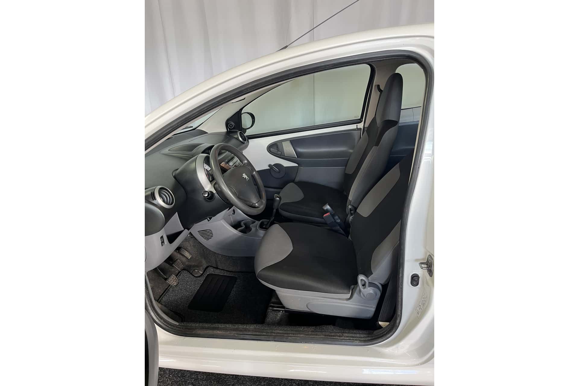 Peugeot 107 foto 4