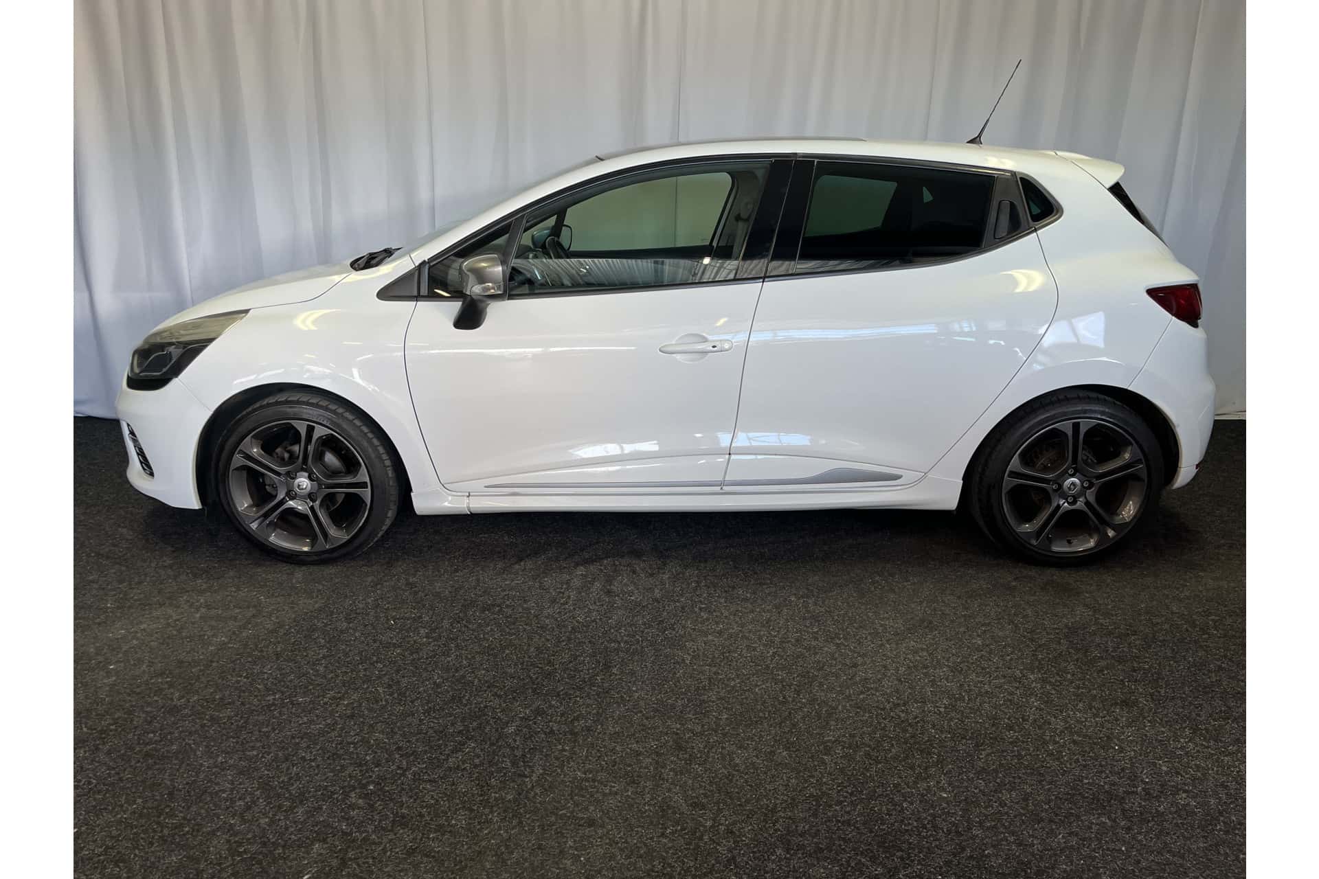 Renault Clio foto 2