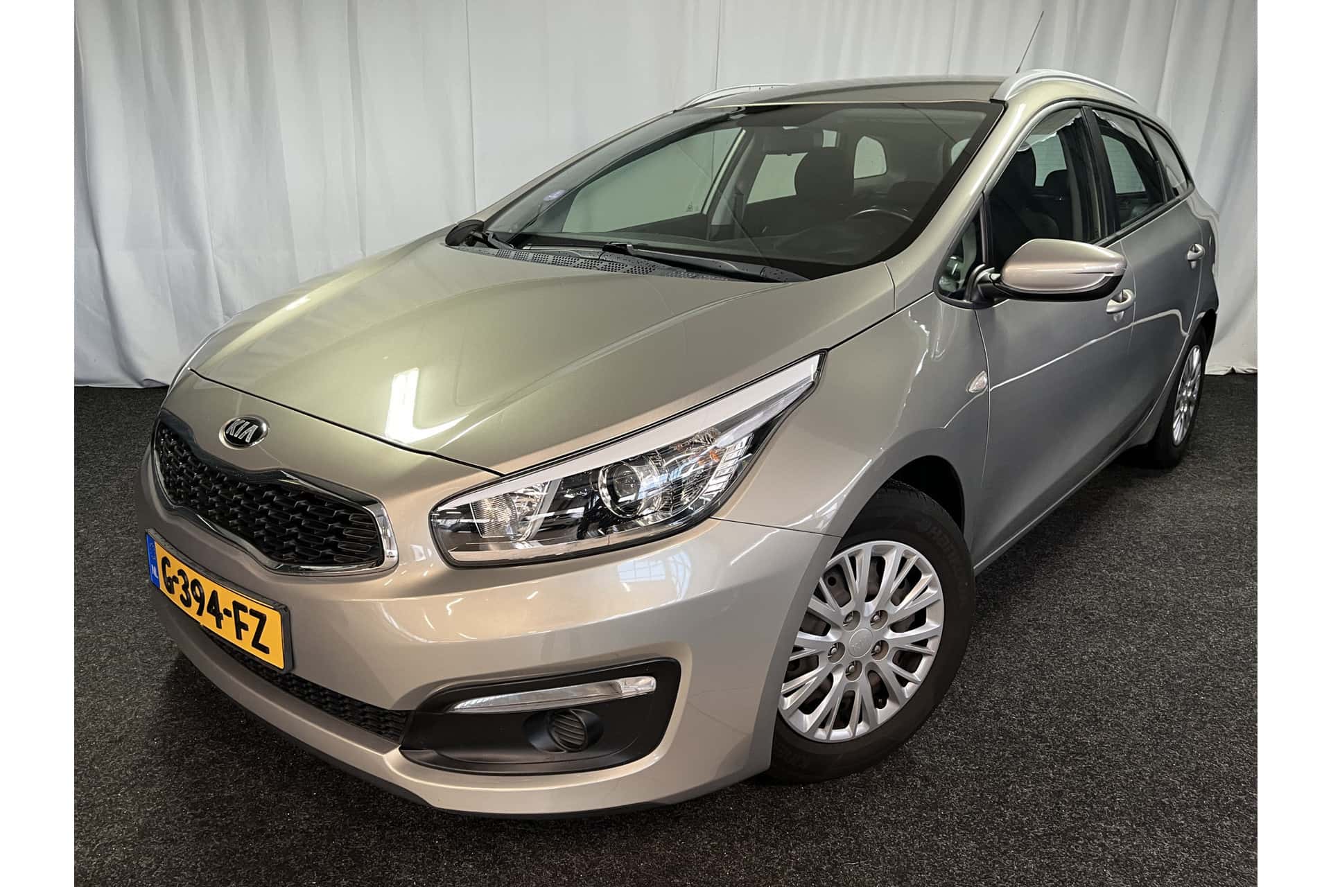 Kia cee'd foto 1