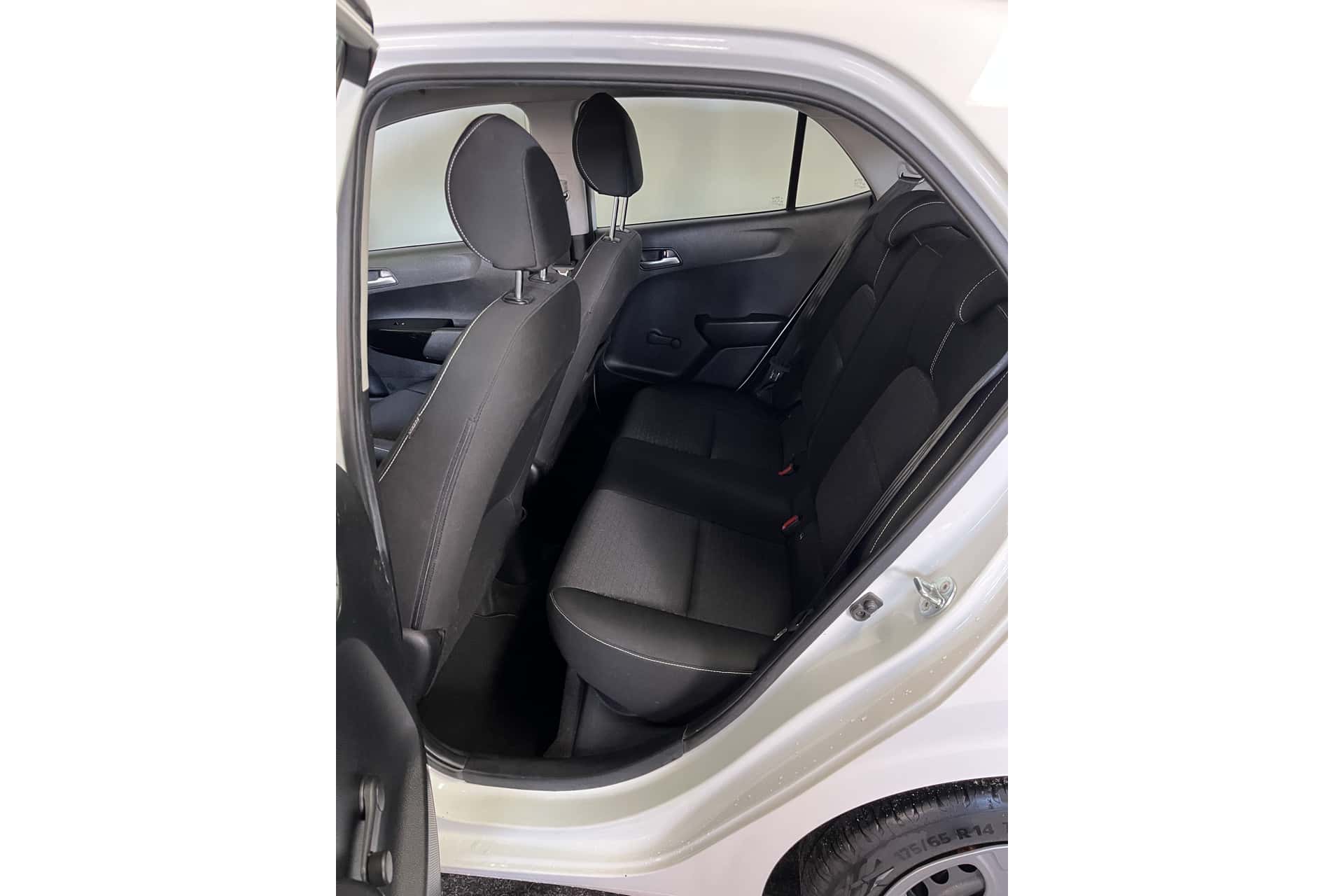 Kia Picanto foto 6