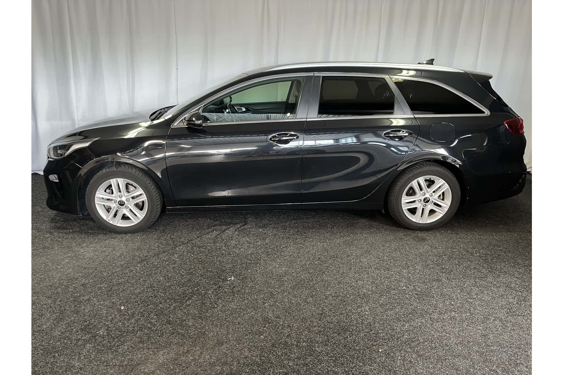 Kia Ceed Sportswagon foto 2