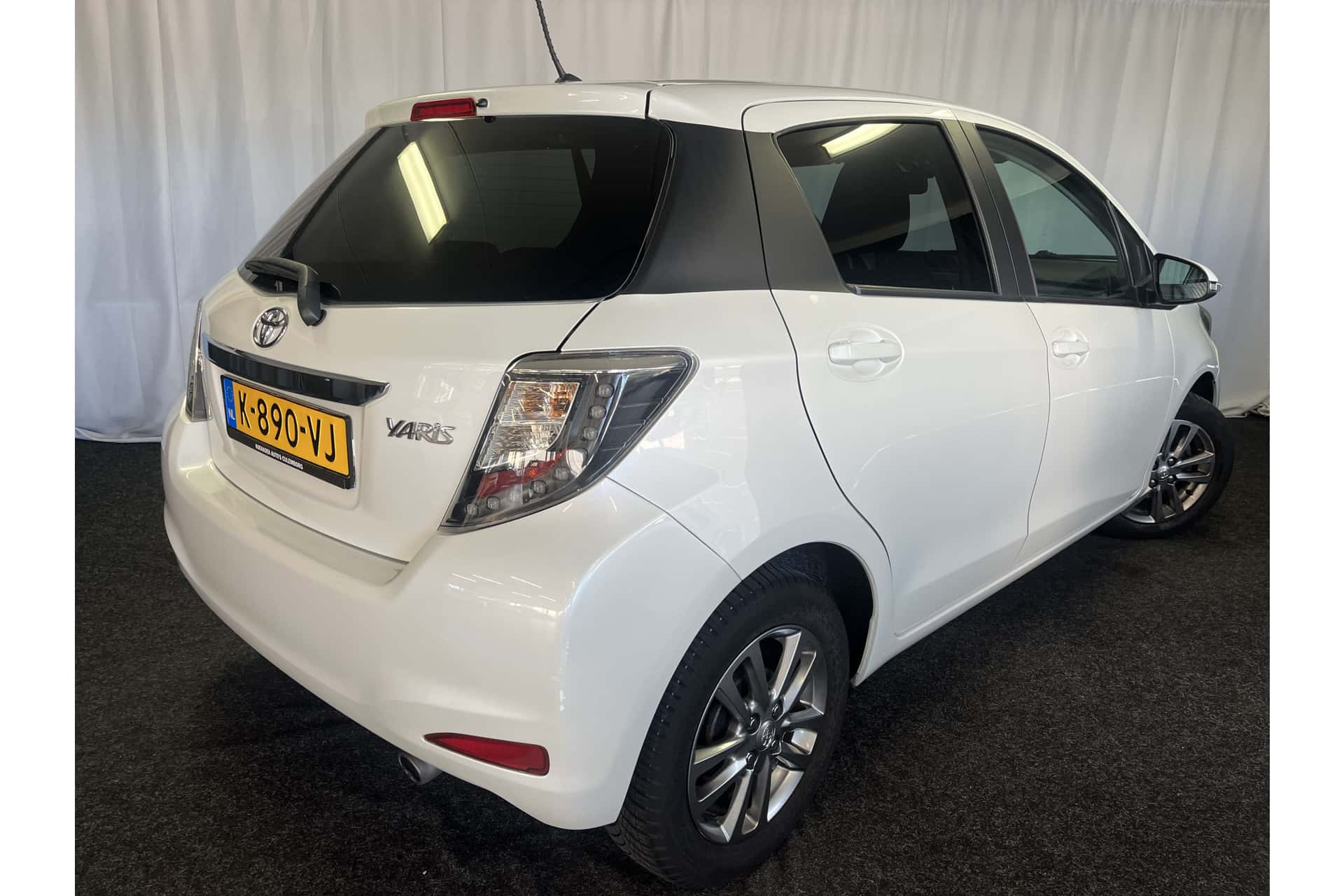 Toyota Yaris foto 3