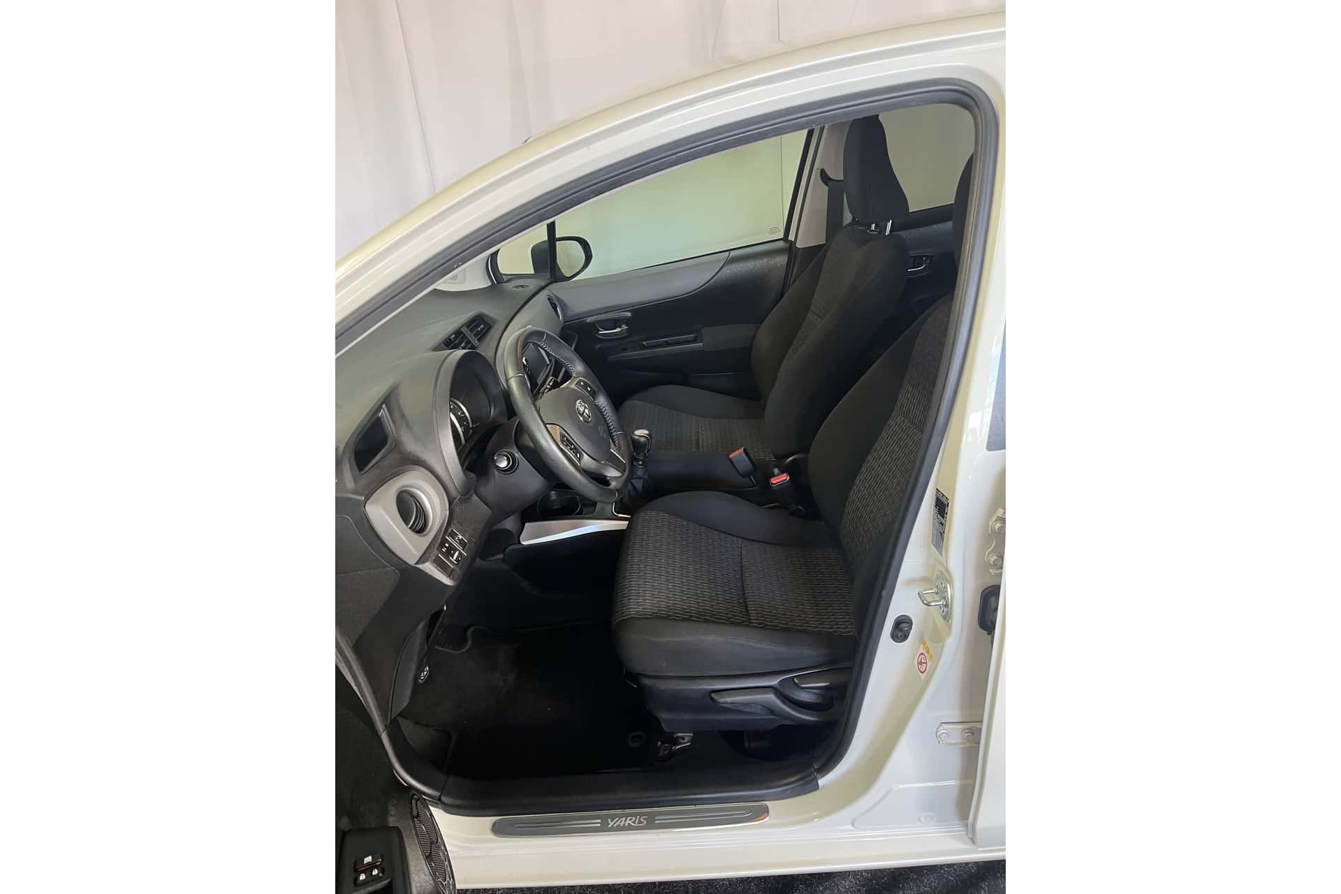 Toyota Yaris foto 5
