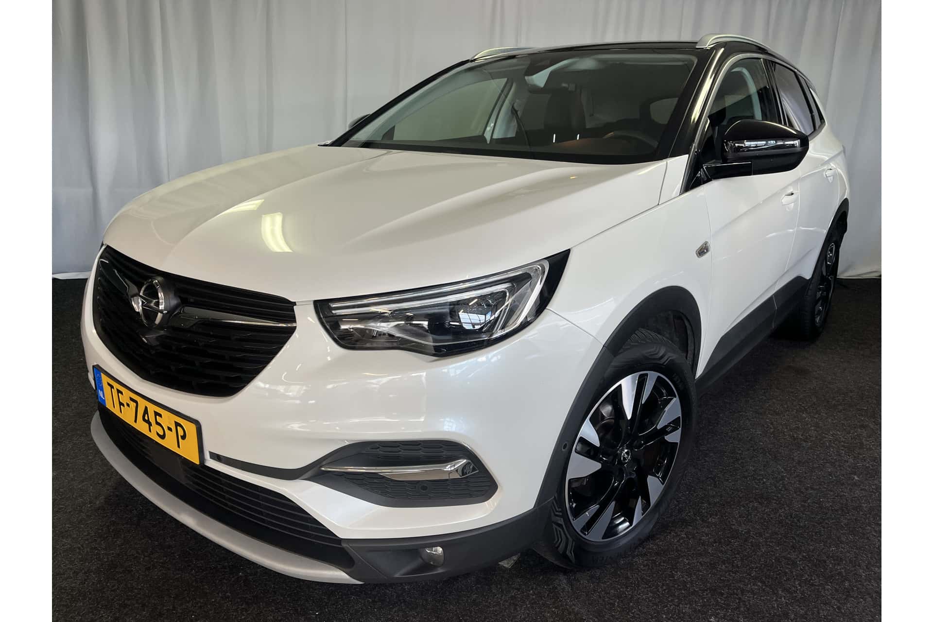 Opel Grandland X foto 1