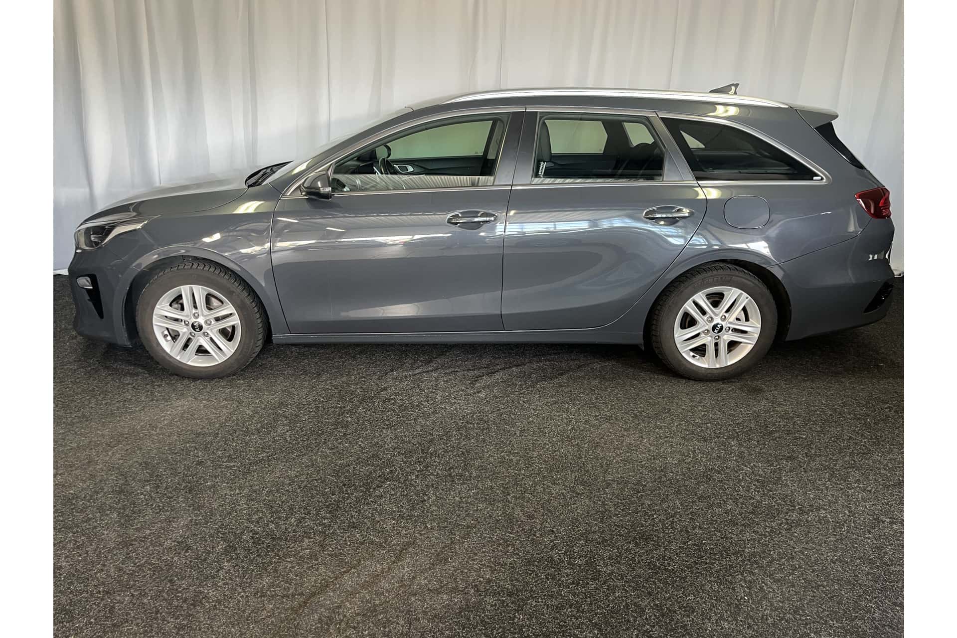 Kia Ceed Sportswagon foto 2