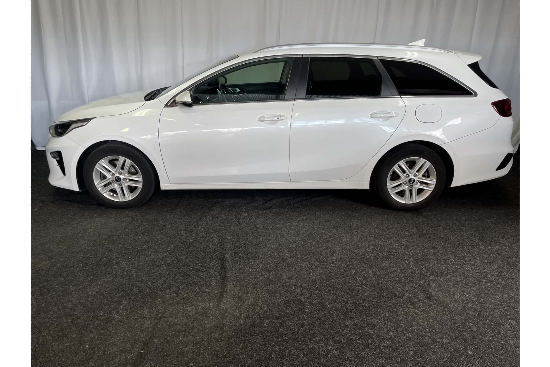 Kia Ceed Sportswagon foto 2