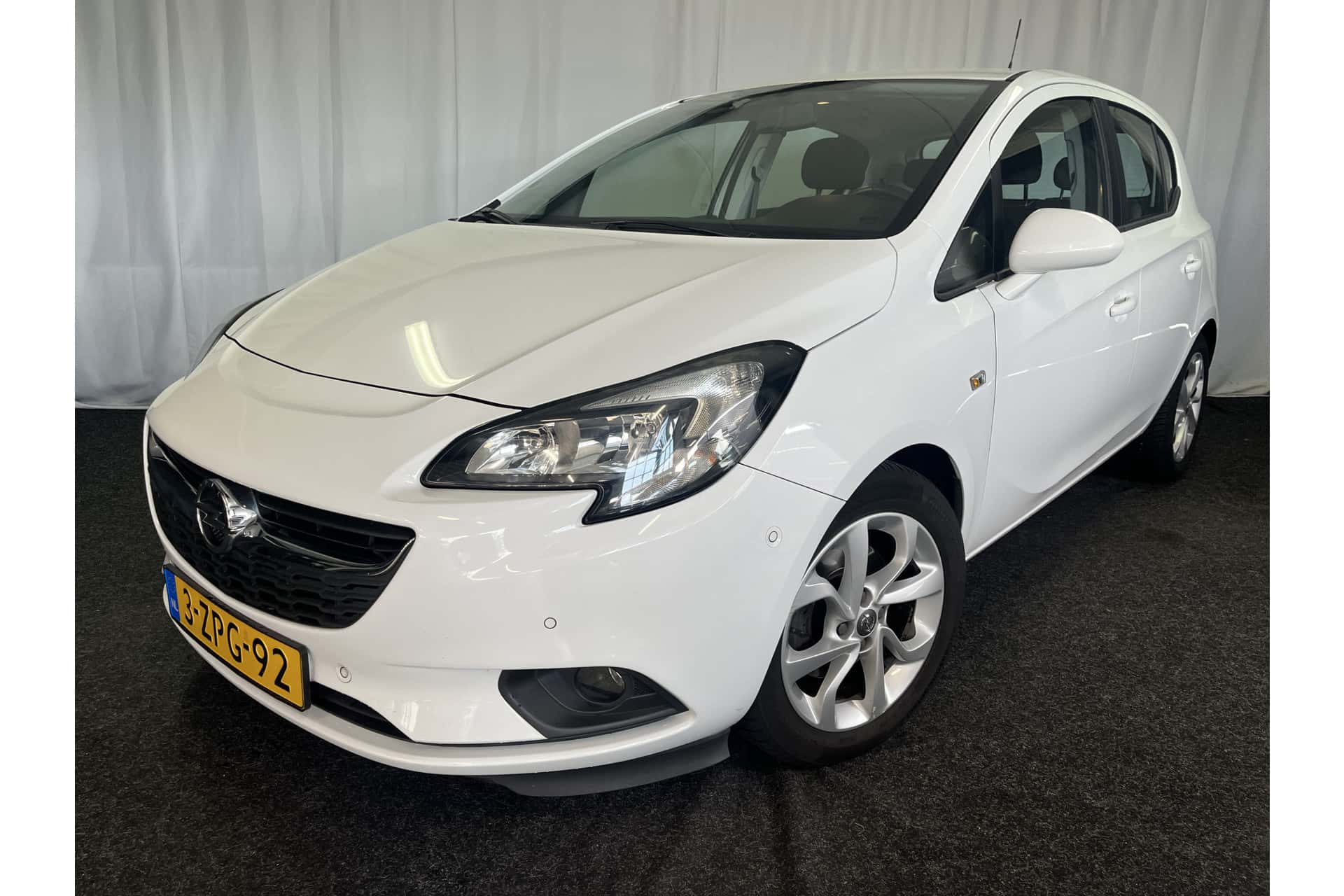 Opel Corsa foto 1