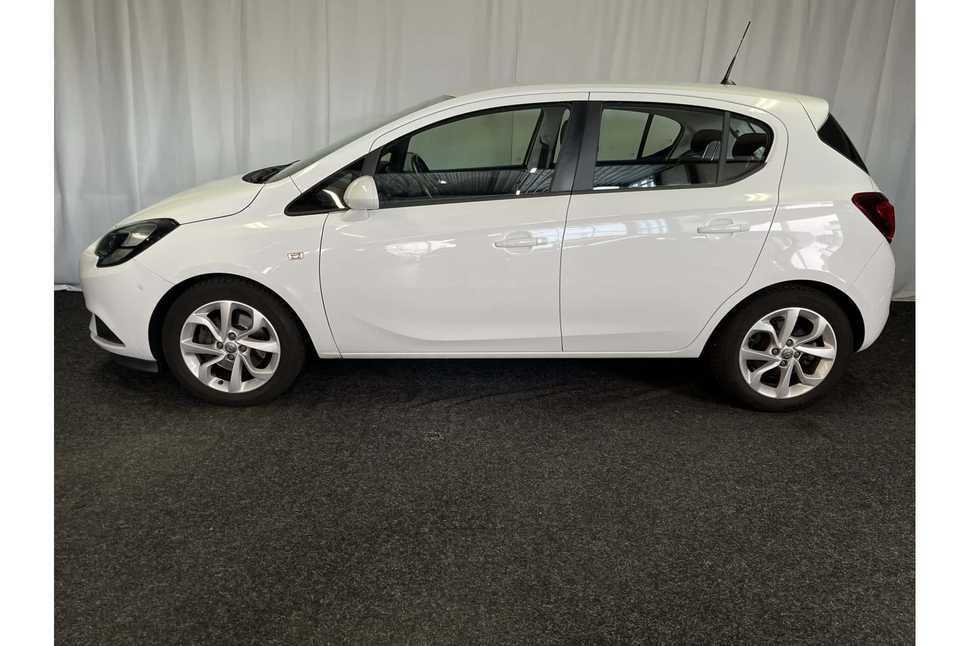 Opel Corsa foto 2