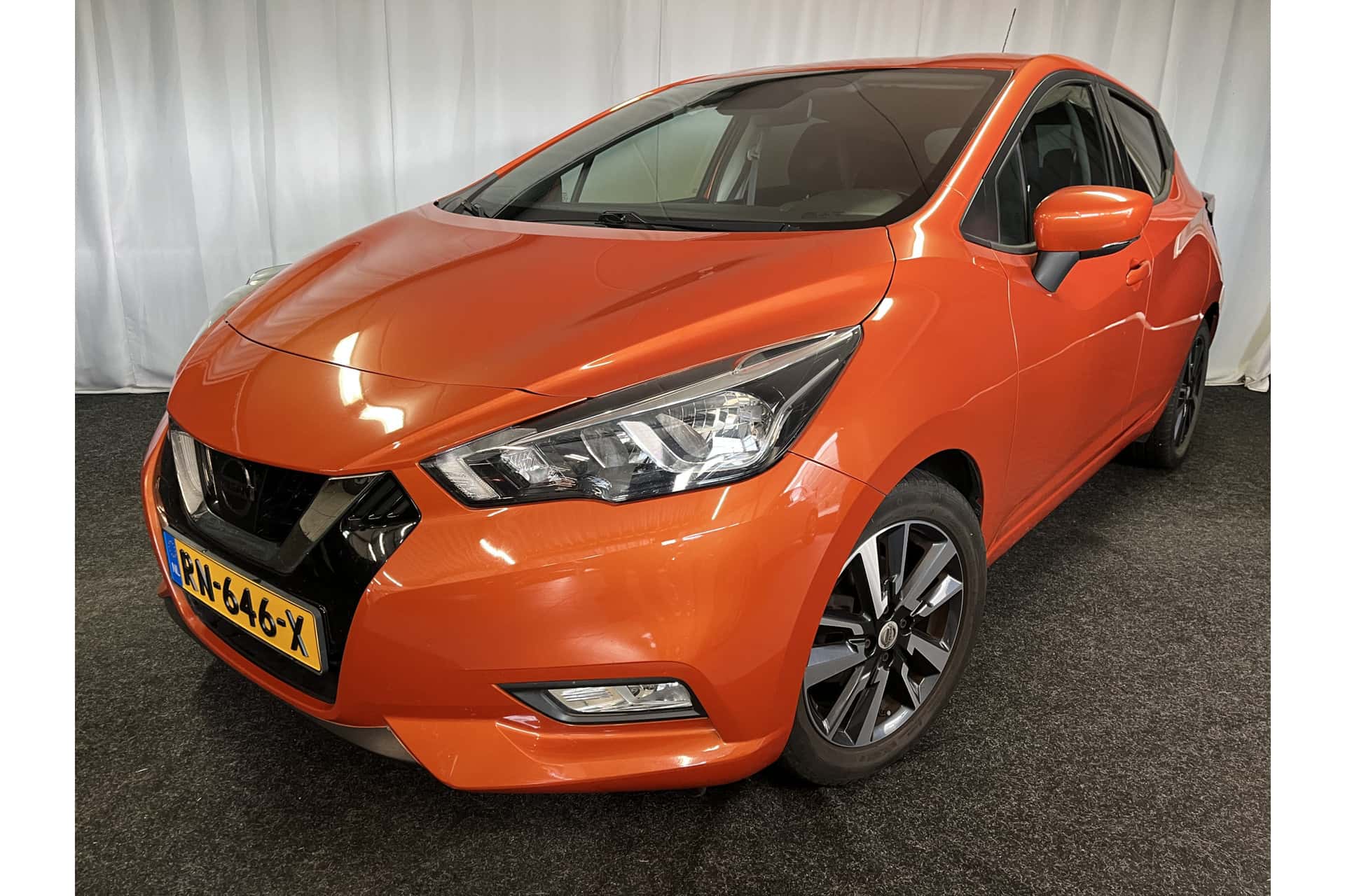 Nissan Micra foto 1