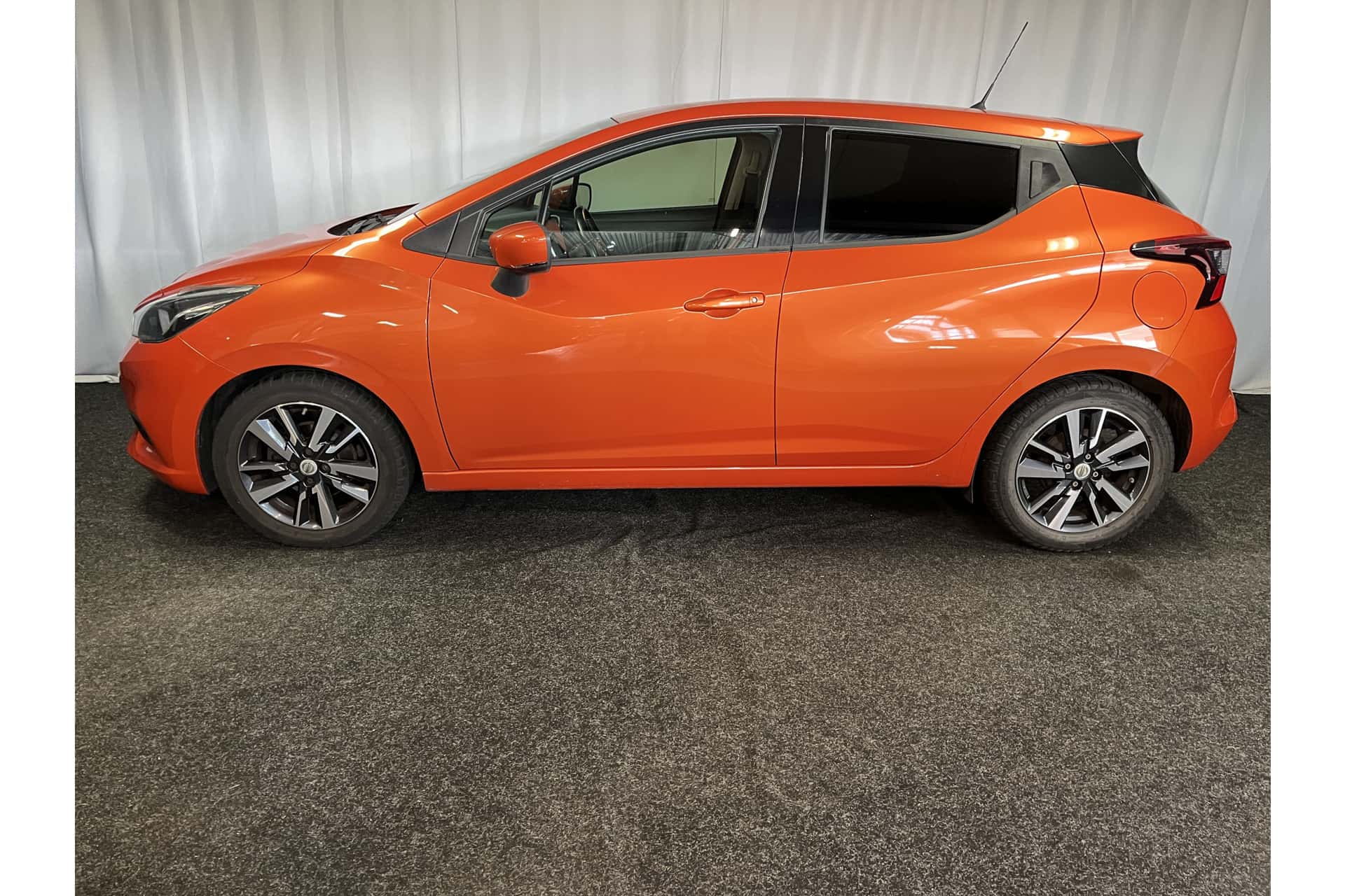 Nissan Micra foto 2