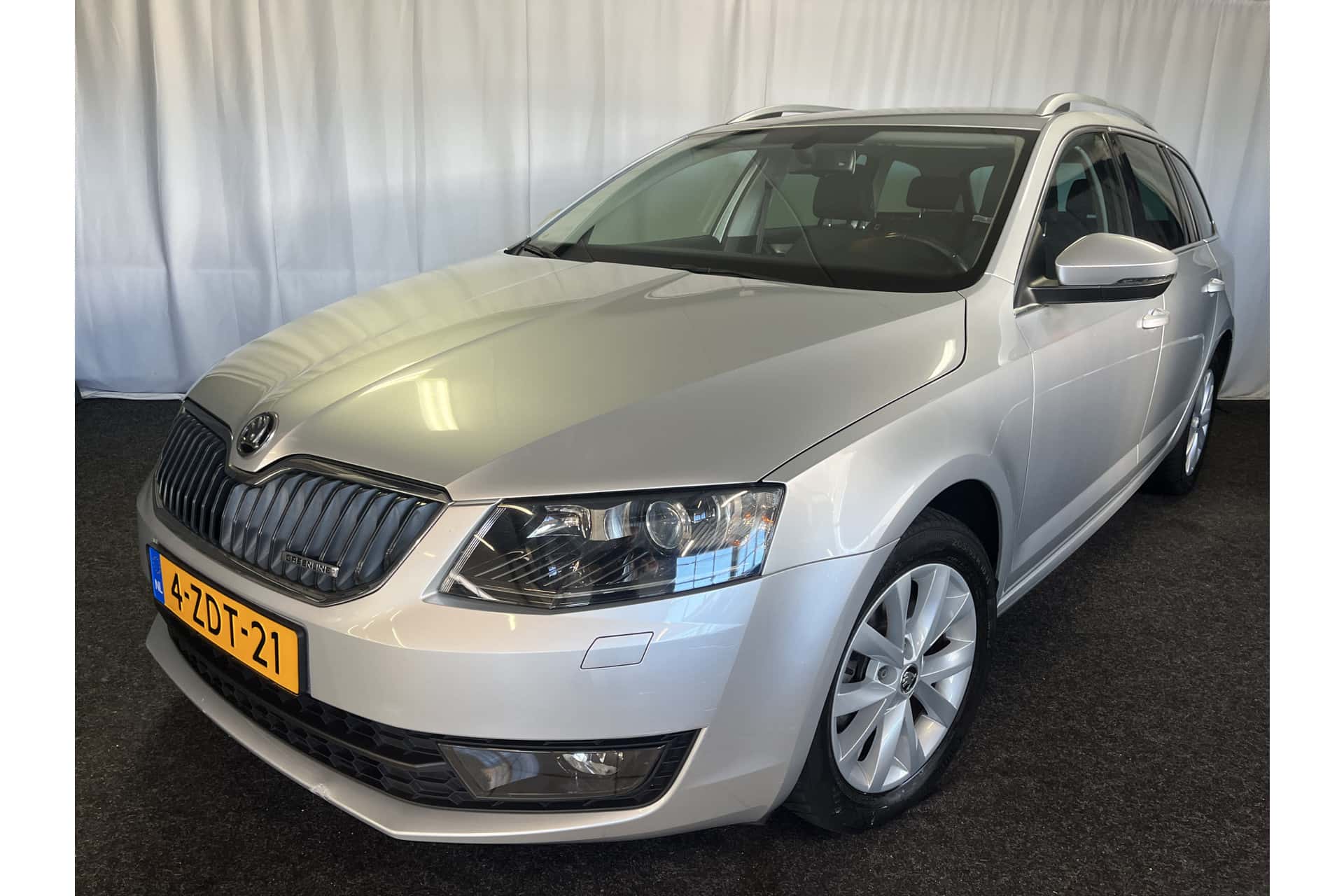 Škoda Octavia foto 1