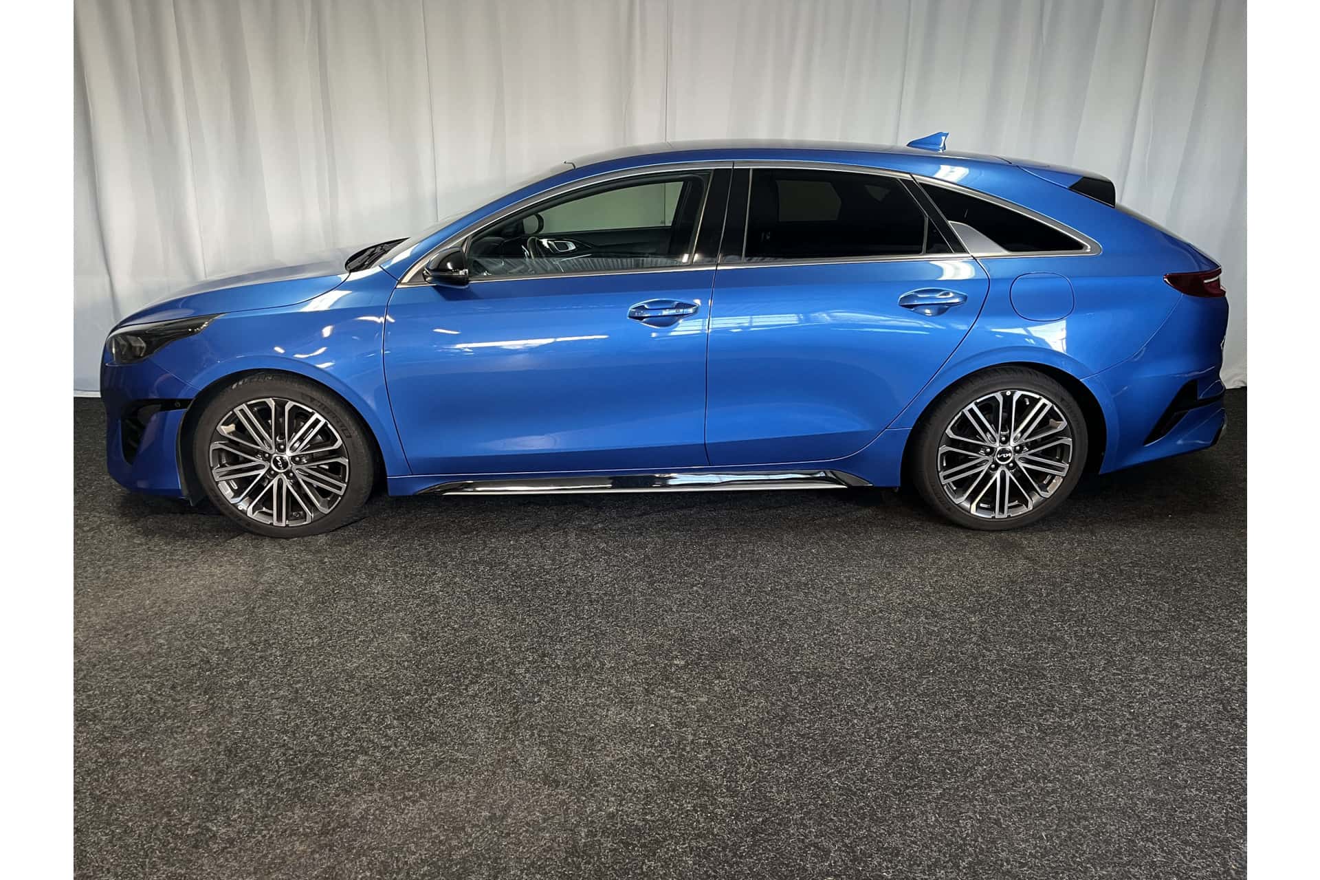 Kia ProCeed foto 2