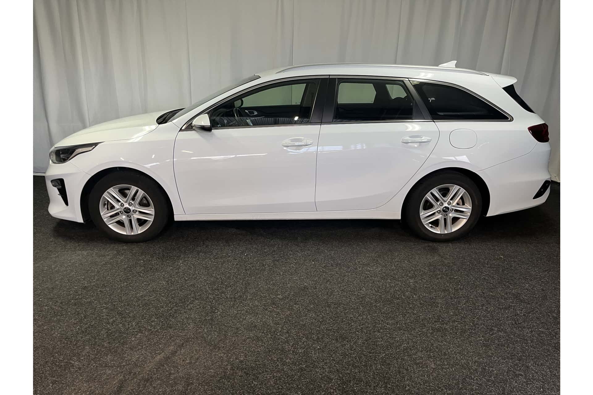 Kia Ceed Sportswagon foto 2